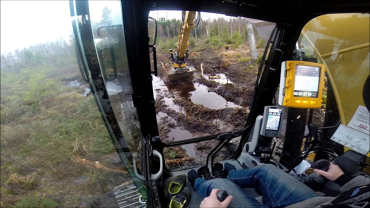 Dikning med Caterpillar 312EL