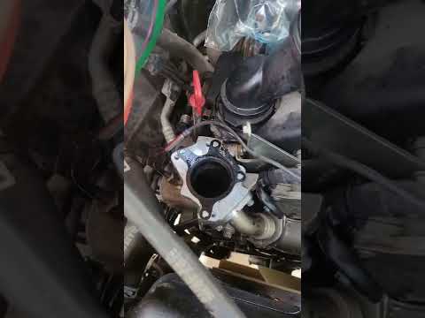 How to remove stuck/stubborn EGR valve from 2016 Sprinter