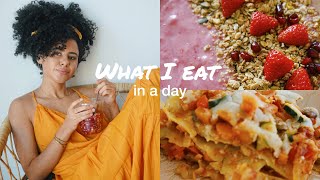 What I eat in a day | Vegan lasagne & Berry bowls