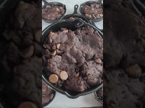 Brownie Skillet Cookies