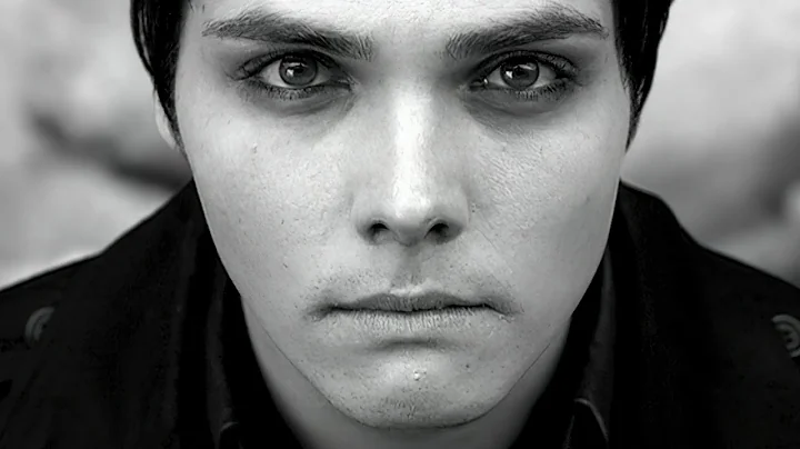 My Chemical Romance - I Don't Love You [Official M...