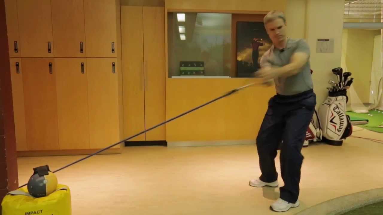 Entrainement physique golf, exercice de rotation avec élastique pour ...