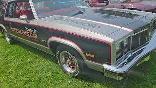1977 Oldsmobile Delta 88 pace car