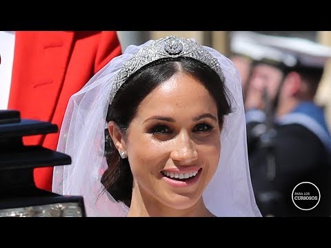 Vídeo: Meghan Markle Usando Um Colar Que Revelaria Amor Por Harry