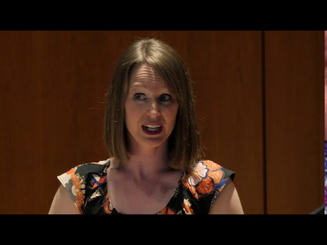 EVELYN TUBB If music be the food of love (H. Purcell) - YouTube