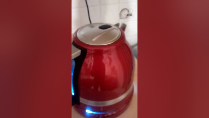 Test KitchenAid Artisan 5KEK1522 : une belle bouilloire