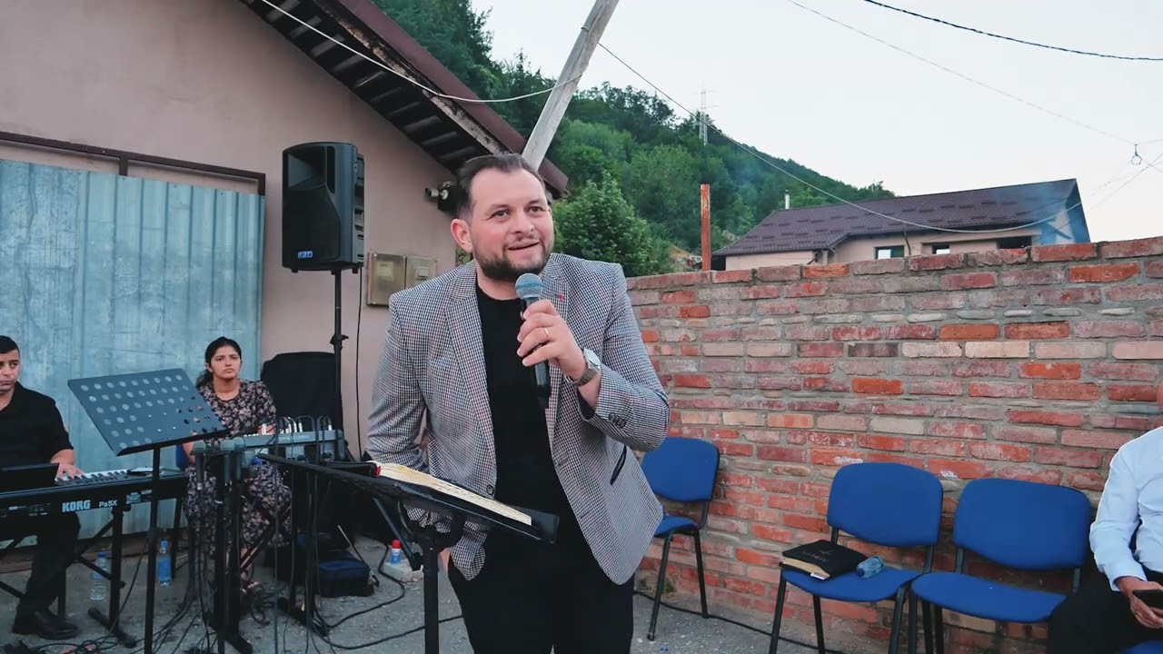 MATEI  BOLMANDIR - TRAIM ÎNTR-O LUME NEBUNA - PREDICA 2025