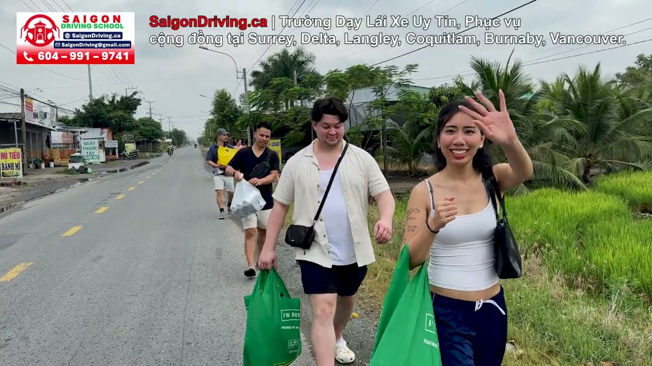 Về Quê Thăm Ngoại, không có xe cả đoàn phải đi bộ giữa trưa hè 🇨🇦2270》 Về Việt Nam 2026