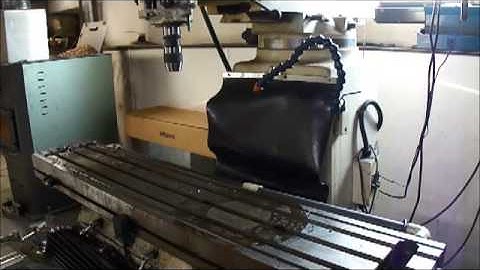 Online Auction Birmingham BPV-1054 Vertical Milling Machine