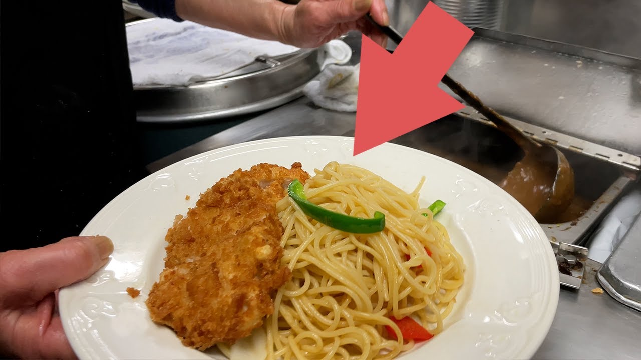 コレ600円!?【大阪梅田】コスパ最高の店【ケーツー】癖になるスパゲティカレー!!ガッツリ食べたい人は名物カレーメガ盛もオススメ