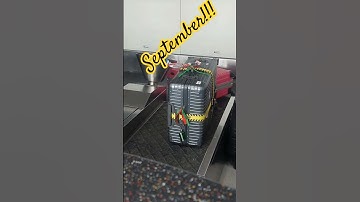 Dag 1 van #september2025 #prayloveeattravel2025 #reizen #muziek #80smusic #naiaterminal3