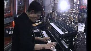 Vladivostok 2000. Sliyanie i Pogloshenie. Mumiy Troll Vladivostok 2000. Sliyanie i Pogloshenie. Mumiy Troll