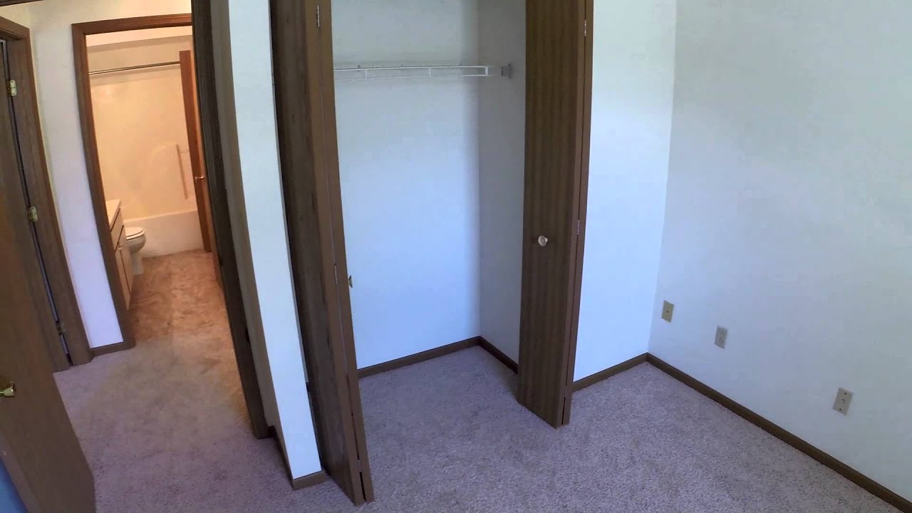 2 Bedroom / 1 Bath Floor Plan at Ashberry Village Apartments in Niles