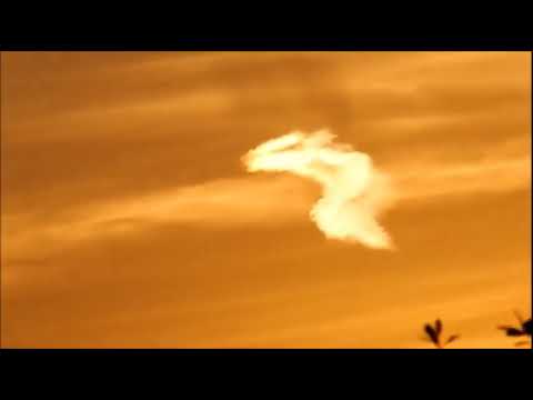 Weirdest smoking clouds in the sky strangest cloud iv ever seen