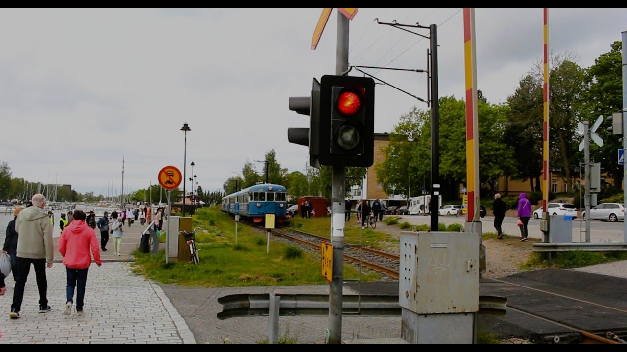 Haapamäen Museoveturiyhdistys Ukin radalla ja muuta liikennettä