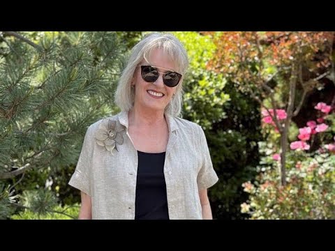 Natural Older Women Over 50 60 & 70 | Elegant Fashion Tips #42