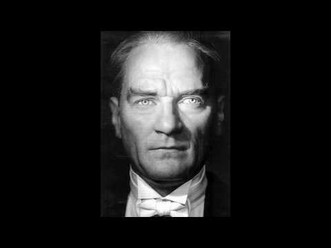 Mustafa Kemal Atatürk - 10 Kasım Gözleri Aşka Gülen #senisevmeknegüzel #ahnegüzel #nilipek #10kasım