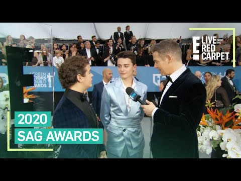 Noah Schnapp & Gaten Matarazzo Keep Quiet About "Stranger Things" | E! Red Carpet & Award Shows