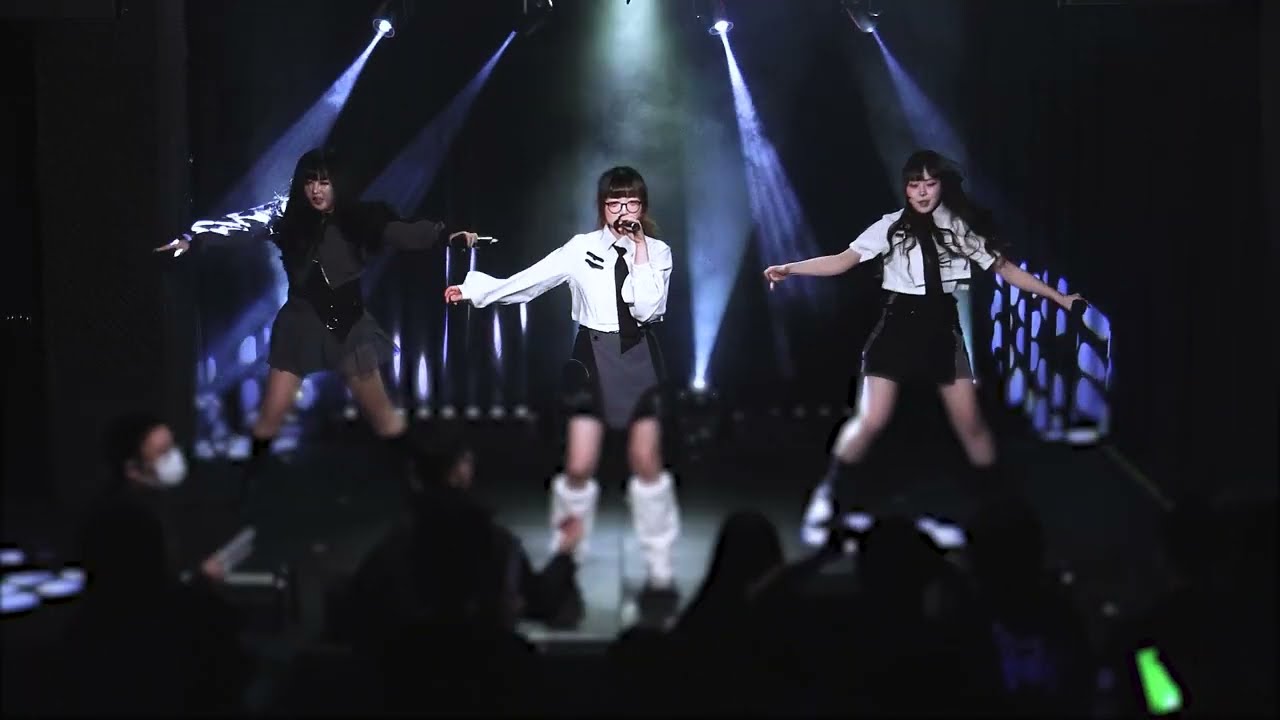 250111 『脆弱な夜に放たれた叫び』 - 사케비 脆弱な夜に放たれた叫び SAKEBI