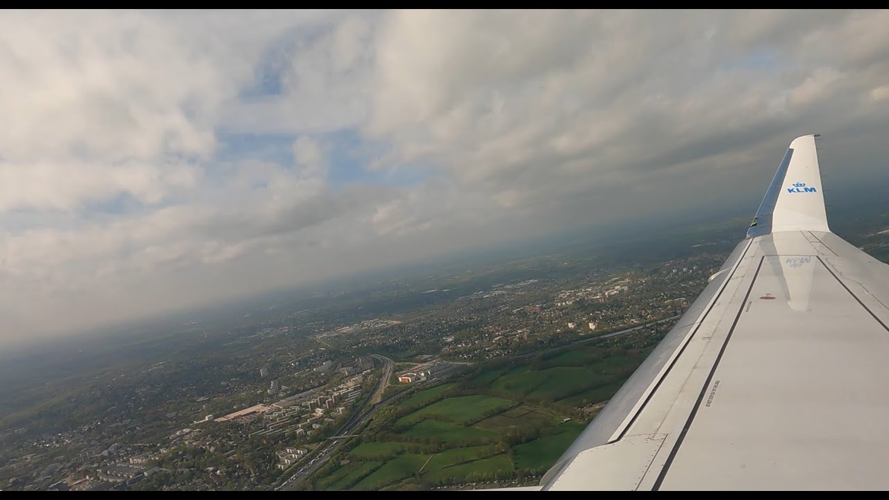 KLM Embraer 175 take off from Hamburg (4k)