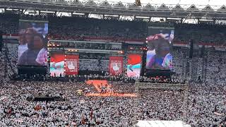 Rumah Kita Lagu Legendaris God Bless Pecah Di Gelora Bung Karno Konser Putih Bersatu