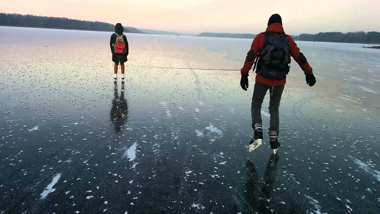 Скачать звук конька на льду