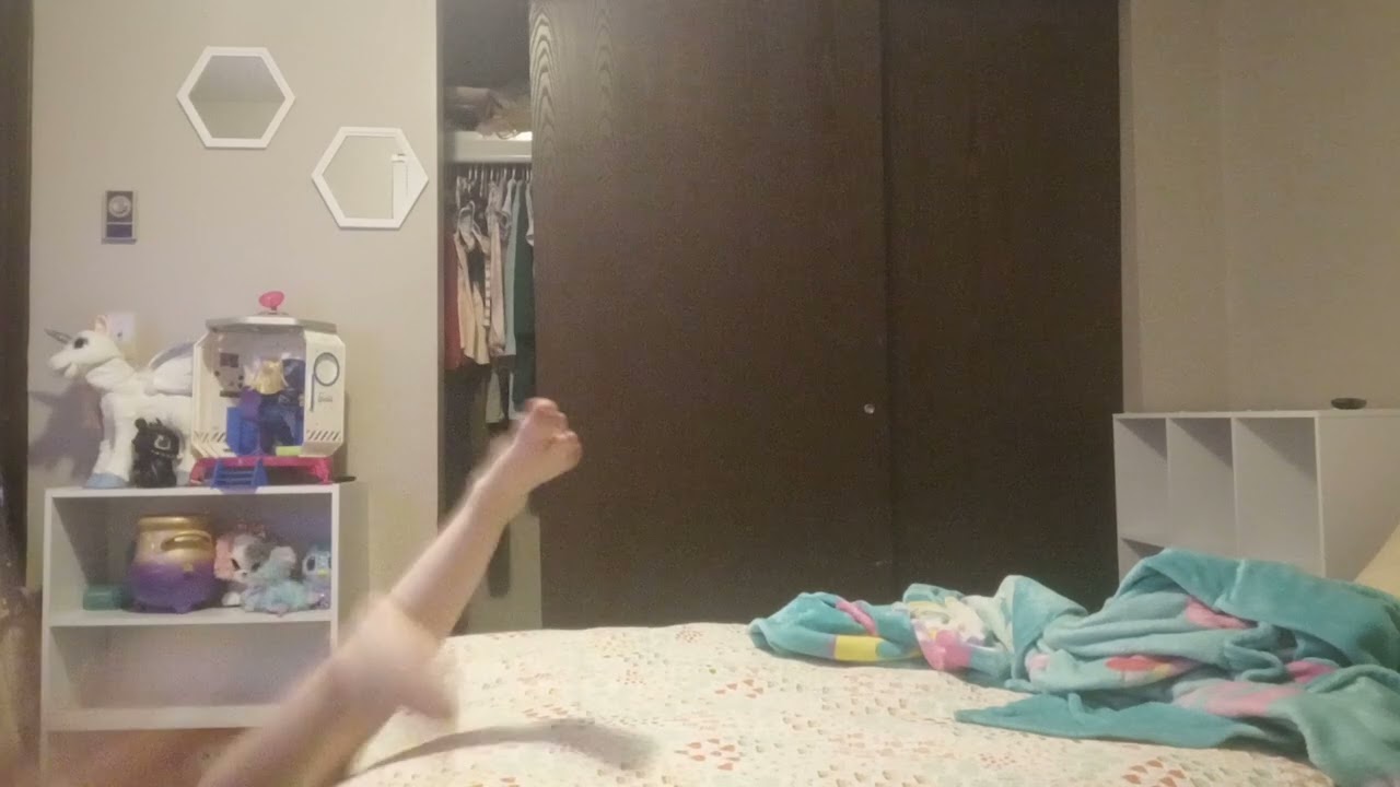 ‪@Izzy.plays.adoptme‬