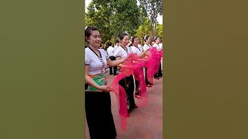 Điệu múa khăn dân tộc Thái