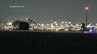 Francis Scott Key Bridge collapses in Baltimore, sending cars into water