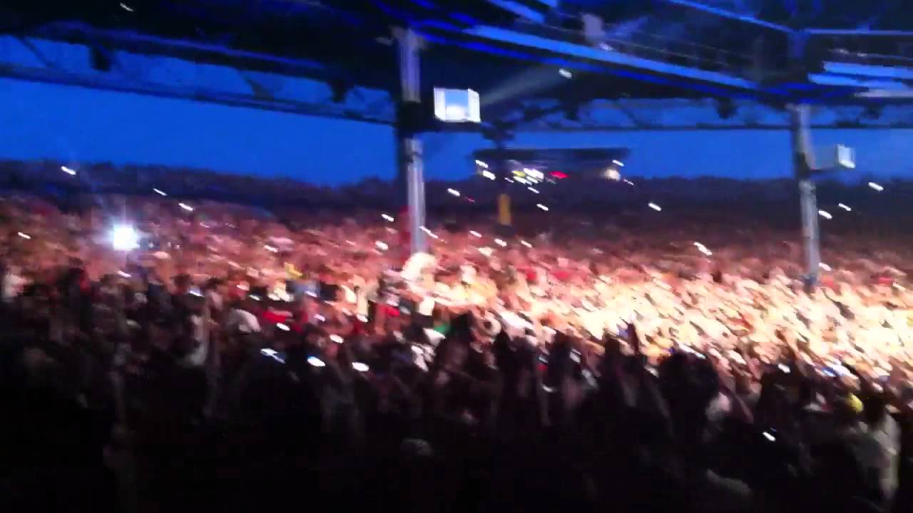 Kanye intro / dark fantasy