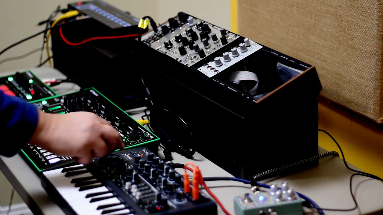 TR-8, TB-3 & MicroBrute Hard Techno jam