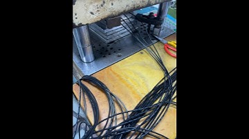 Bosses who are in need of AC and DC power cords can contact me.#powercord #factorysupply