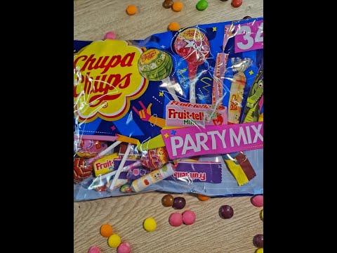 ASMR 💫🥰✨️💖 Chupa Unpacking Lot\'s Love 153 Candy LollipopsThat You - Some Chups Choclate YouTube Box