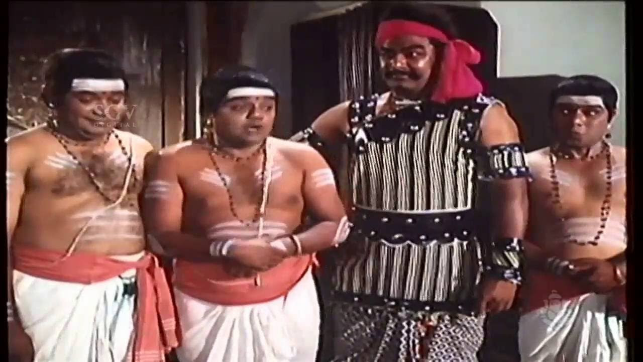 Guru shishyaru Kannada Movie  Theif enter Gurus House comedy  Kannada Comedy  Dr Vishnuvardhan