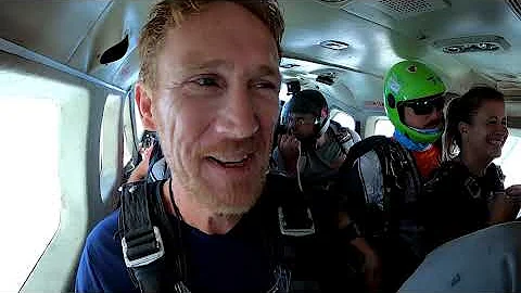 Mark Edward Shoemake - Tandem Skydive at Skydive I...