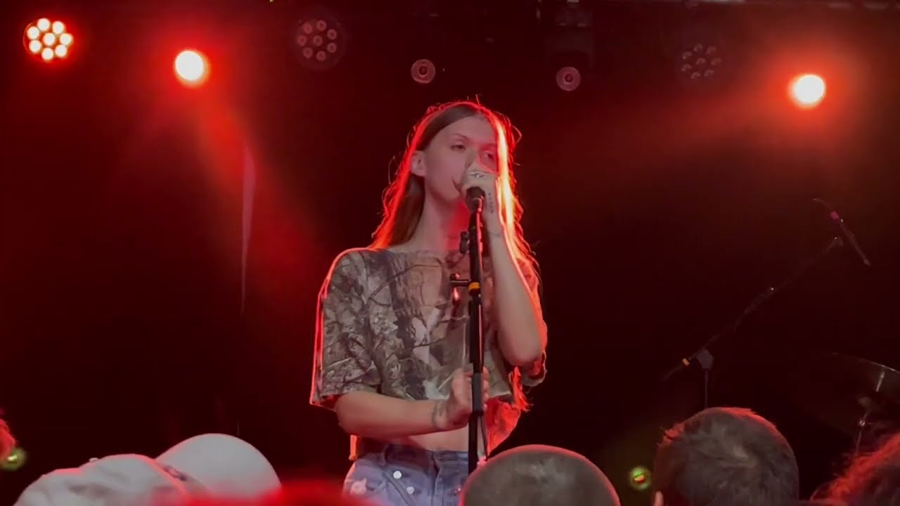 Ethel Cain "A House in Nebraska" live at Le Club in Detroit, MI 19