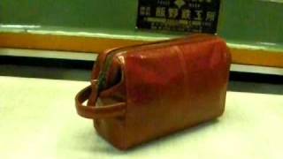 ソフトダレス型セカンドバッグ２２ｃｍタイプ煉瓦色・商品説明