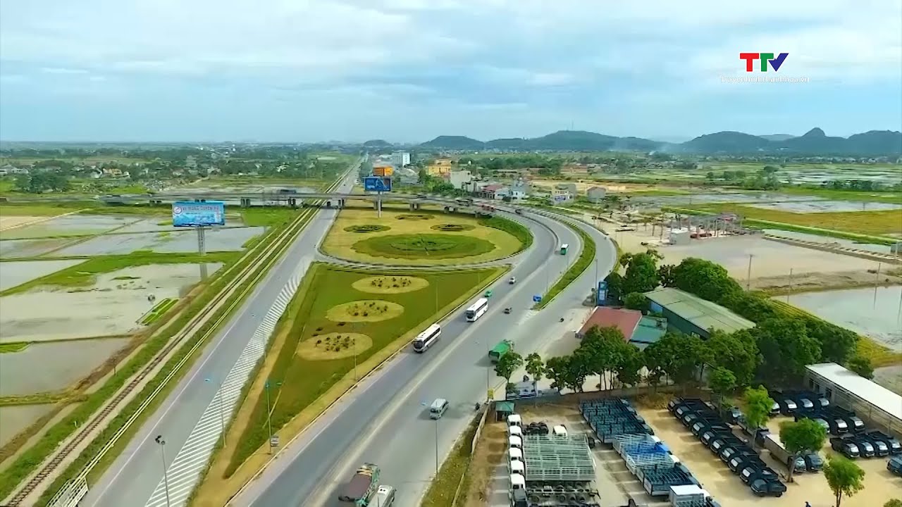 Đảng bộ huyện Hoằng Hóa tập trung chỉ đạo phát triển hạ tầng giao thông | PTTH Thanh Hóa