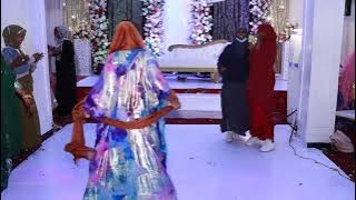 NIIKO JAAM EH DAN SHIDAAN ISKABUULADI DAN WARETAY