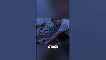 Saw (2004) Explained in 1 Minute #movie #film #thrillermovie