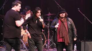 Alice Cooper Sings Come Together with Dash Cooper and Wade Cota at the 2021 Proof Is In The Pudding!