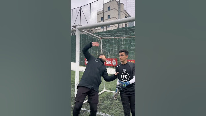 Kaleciliğin Altın Kuralları 😂 #shortsvideo #football #funny #soccer #futbol #goalkeepers #kaleci