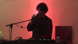 Cosmo Sheldrake - Live Improv in New York chords