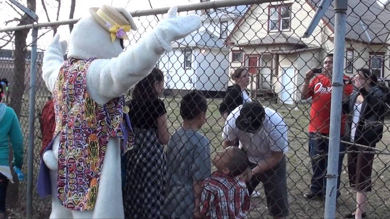 The Easter Bunny Visits the Spencer Projects Omaha Ne. YouTube