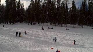 2009-11-27-Sledding 02.AVI