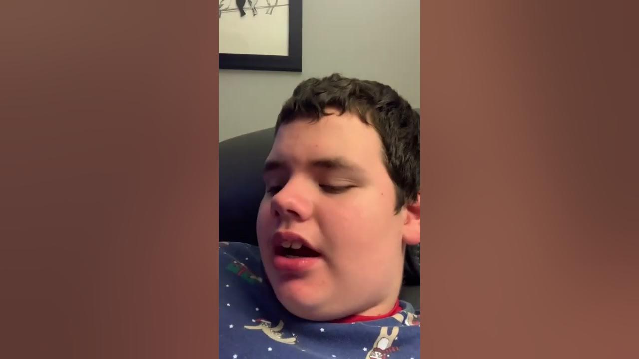 It’s snowing 🌨 in Indiana YouTube