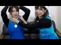 青サンタさんとこちょこちょとくすぐり遊び