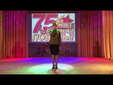 Т.  Лобанова Ах, эти тучи (Автор муз.  А.  Журбин, слова В.  Аксёнов и П.  Синявский)