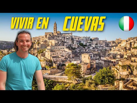 Video: Visitando las Casas Cueva Sassi de Matera, Italia