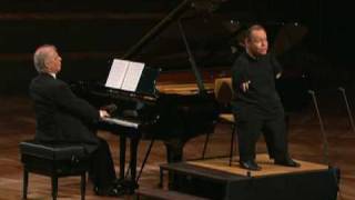 Schubert - Der Leiermann - Thomas Quasthoff / Daniel Barenboim chords